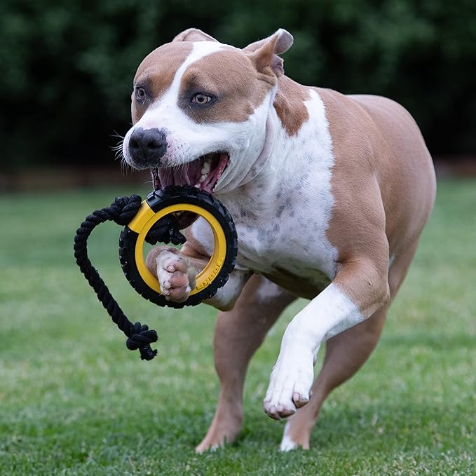 Tonka Mega Tread Rope Tug - 18см гума с въже - Груум БГ