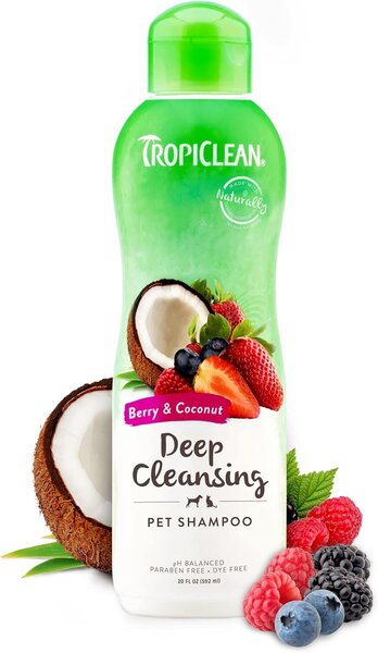 TropiClean Berry and Coconut Deep Cleansing Shampoo - шампоан за кучета и котки 355ml