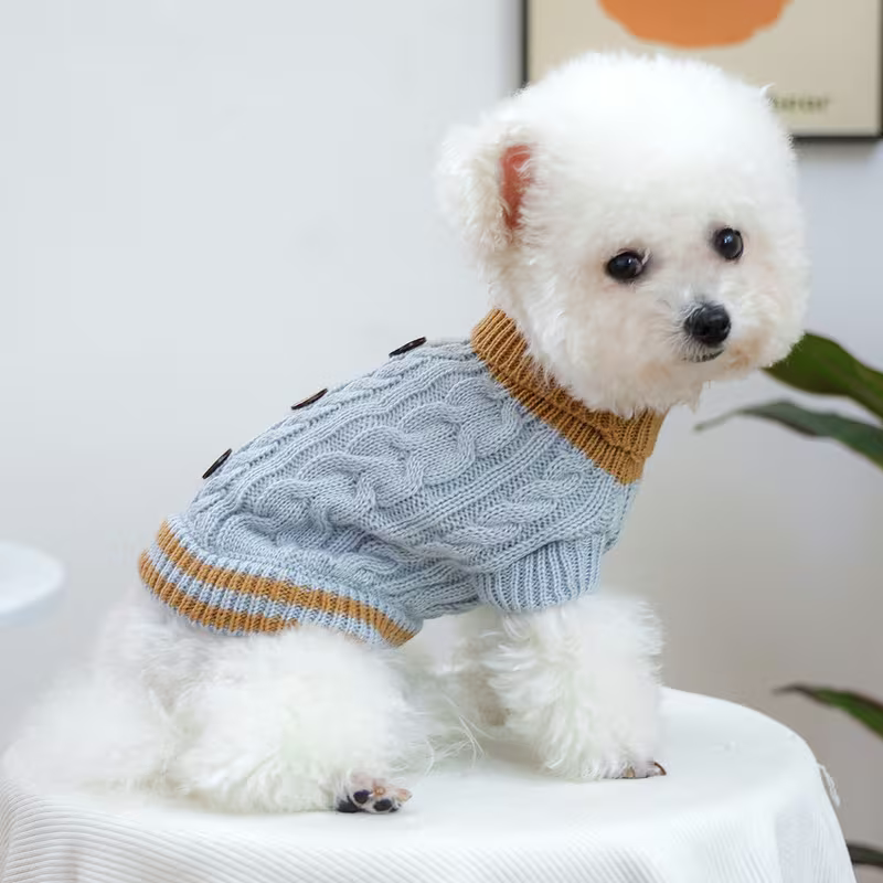 Blue Cable Knit – светлосин зимен пуловер за куче